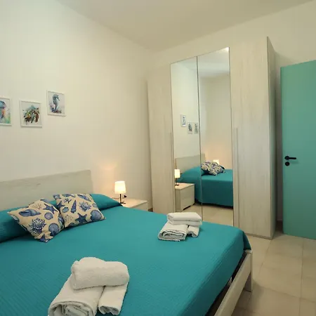 Lucia Holiday home *